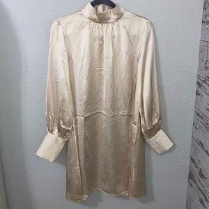 Women Ivory Size Small Dress